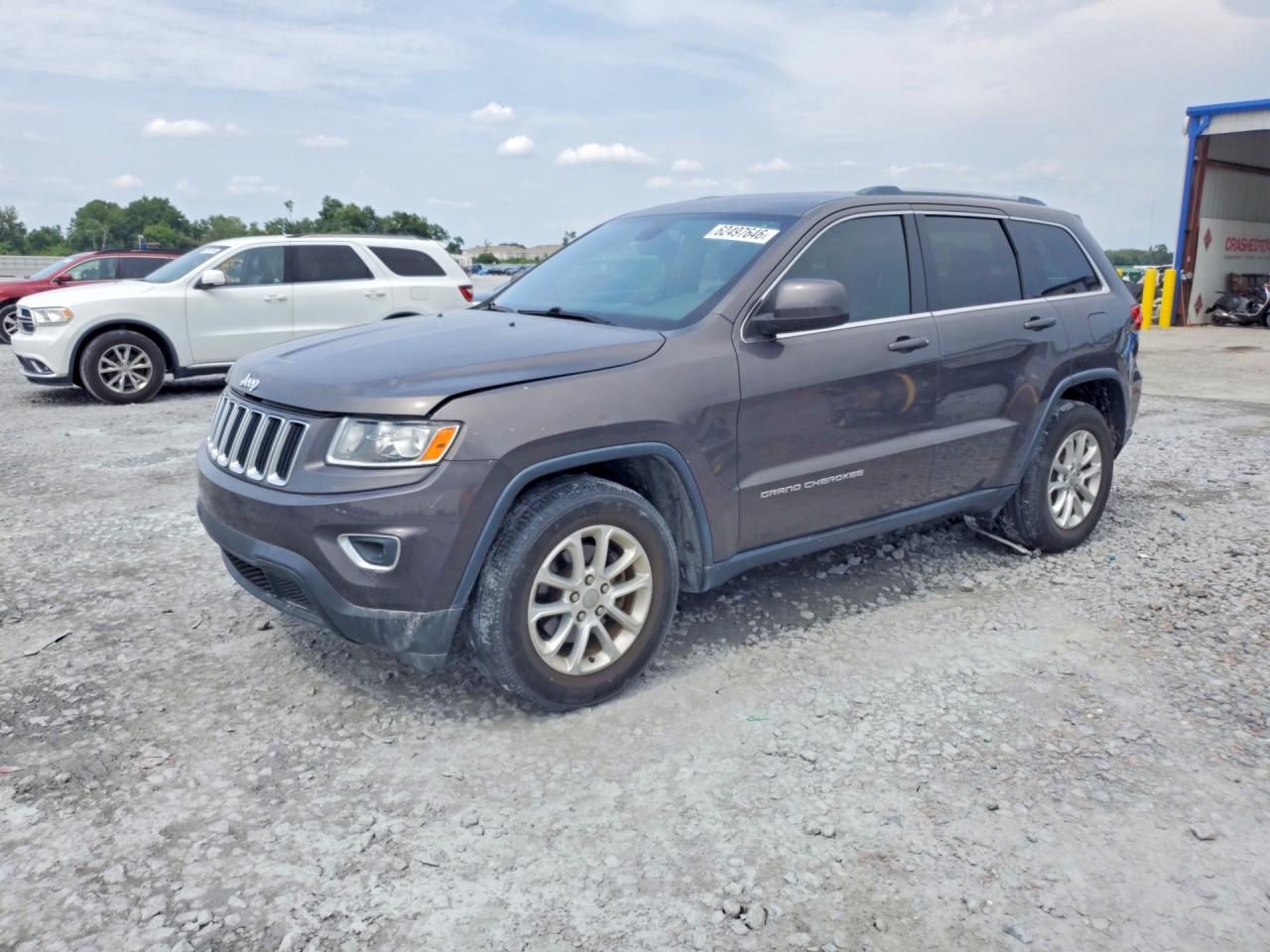 2014 JEEP CHEROKEE Laredo — Front 3/4