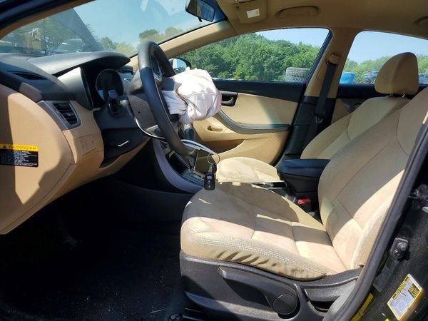 2013 HYUNDAI ELANTRA