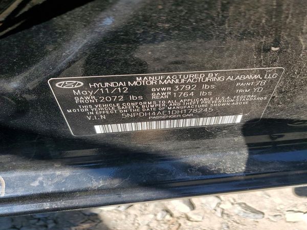2013 HYUNDAI ELANTRA