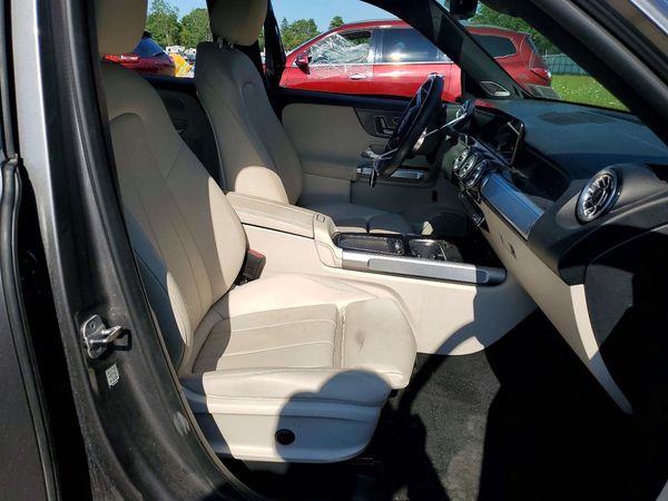 2024 MERCEDES-BENZ GLB