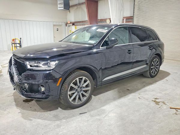 2017 AUDI Q7 quattro Premium Plus