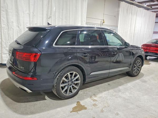 2017 AUDI Q7 quattro Premium Plus