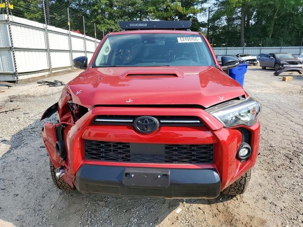 2021 TOYOTA 4RUNNER Venture
