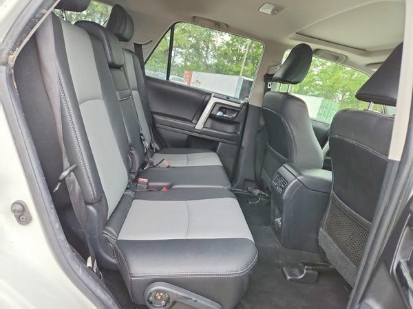 2022 TOYOTA 4RUNNER SR5 Prem