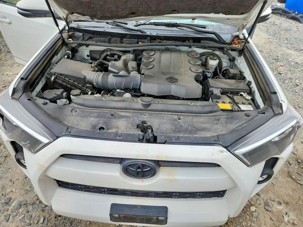 2022 TOYOTA 4RUNNER SR5 Prem
