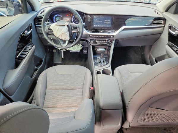 2022 KIA NIRO LX, LXS, LXS SE