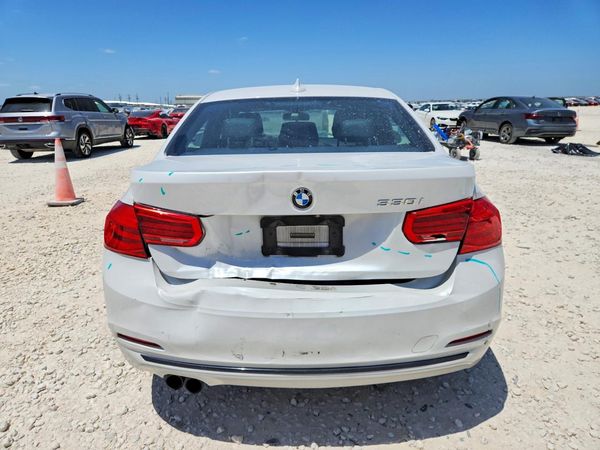 2018 BMW 330