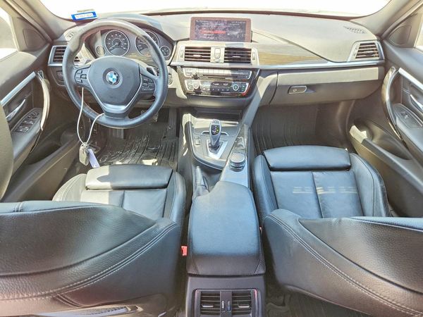 2018 BMW 330
