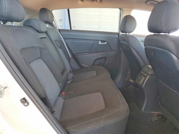 2015 KIA SPORTAGE GL - Middle-low