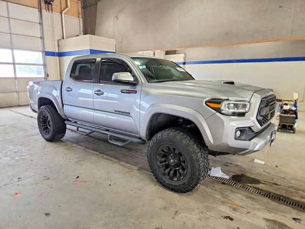2021 TOYOTA TACOMA SR5