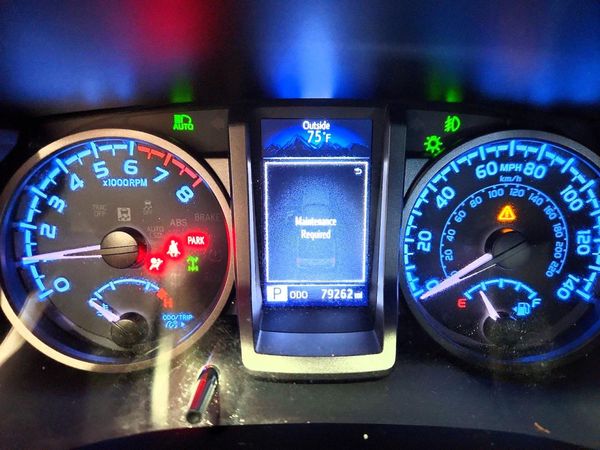 2021 TOYOTA TACOMA SR5