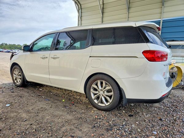 2019 KIA SEDONA