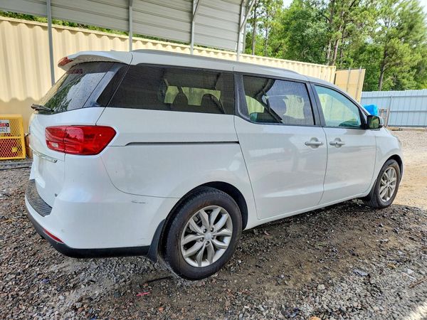 2019 KIA SEDONA