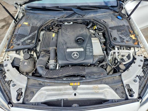 2016 MERCEDES-BENZ C C300-4M