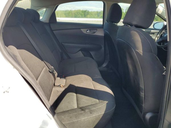 2021 KIA FORTE FE, LXS