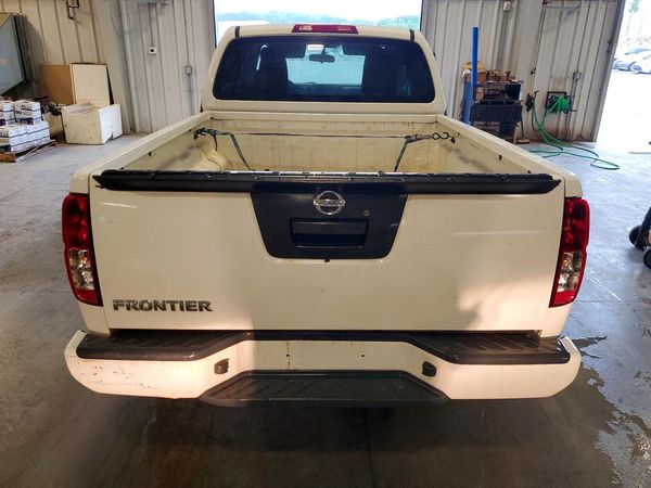 2021 NISSAN FRONTIER King Cab