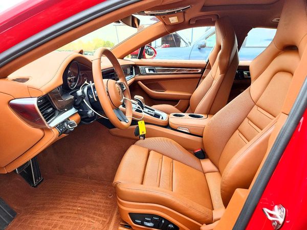 2023 PORSCHE PANAMERA