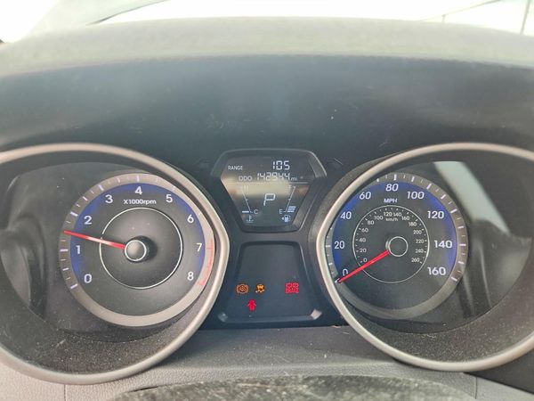 2013 HYUNDAI ELANTRA