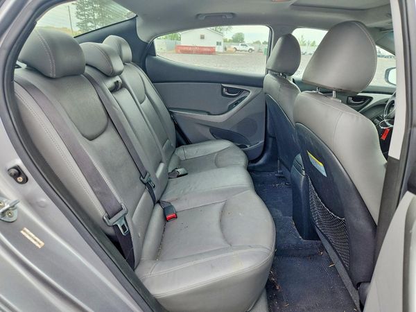 2013 HYUNDAI ELANTRA