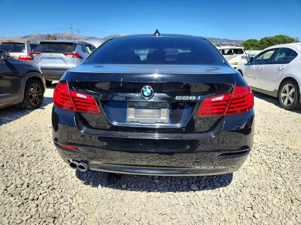 2016 BMW 528