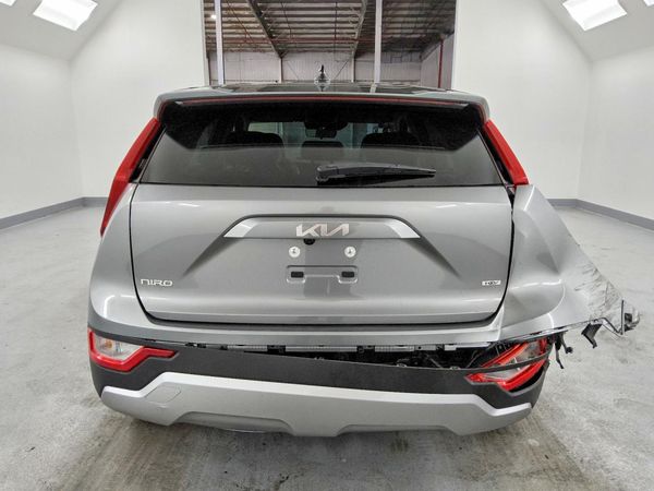 2026 KIA NIRO LX