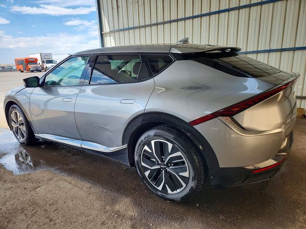 2023 KIA EV6 Light, Wind
