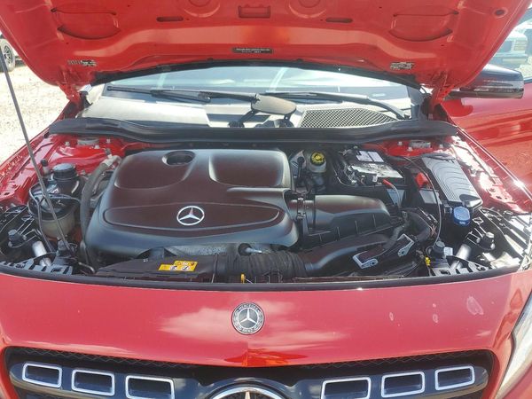 2019 MERCEDES-BENZ GLA GLA250