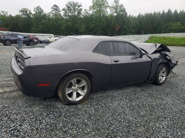 2022 DODGE CHALLENGER SXT