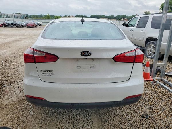 2016 KIA FORTE