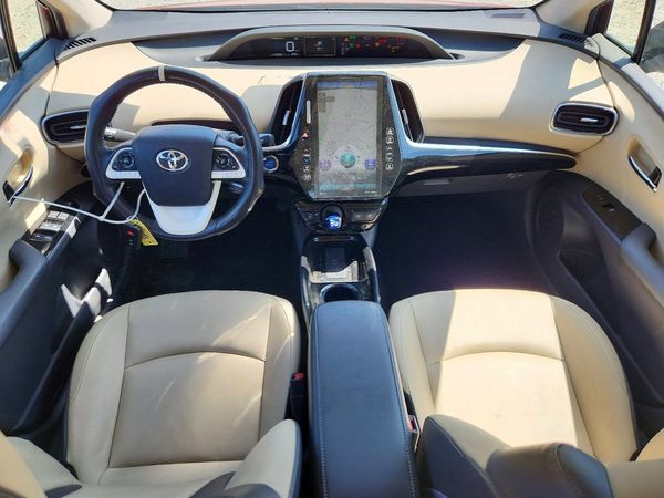 2018 TOYOTA PRIUS