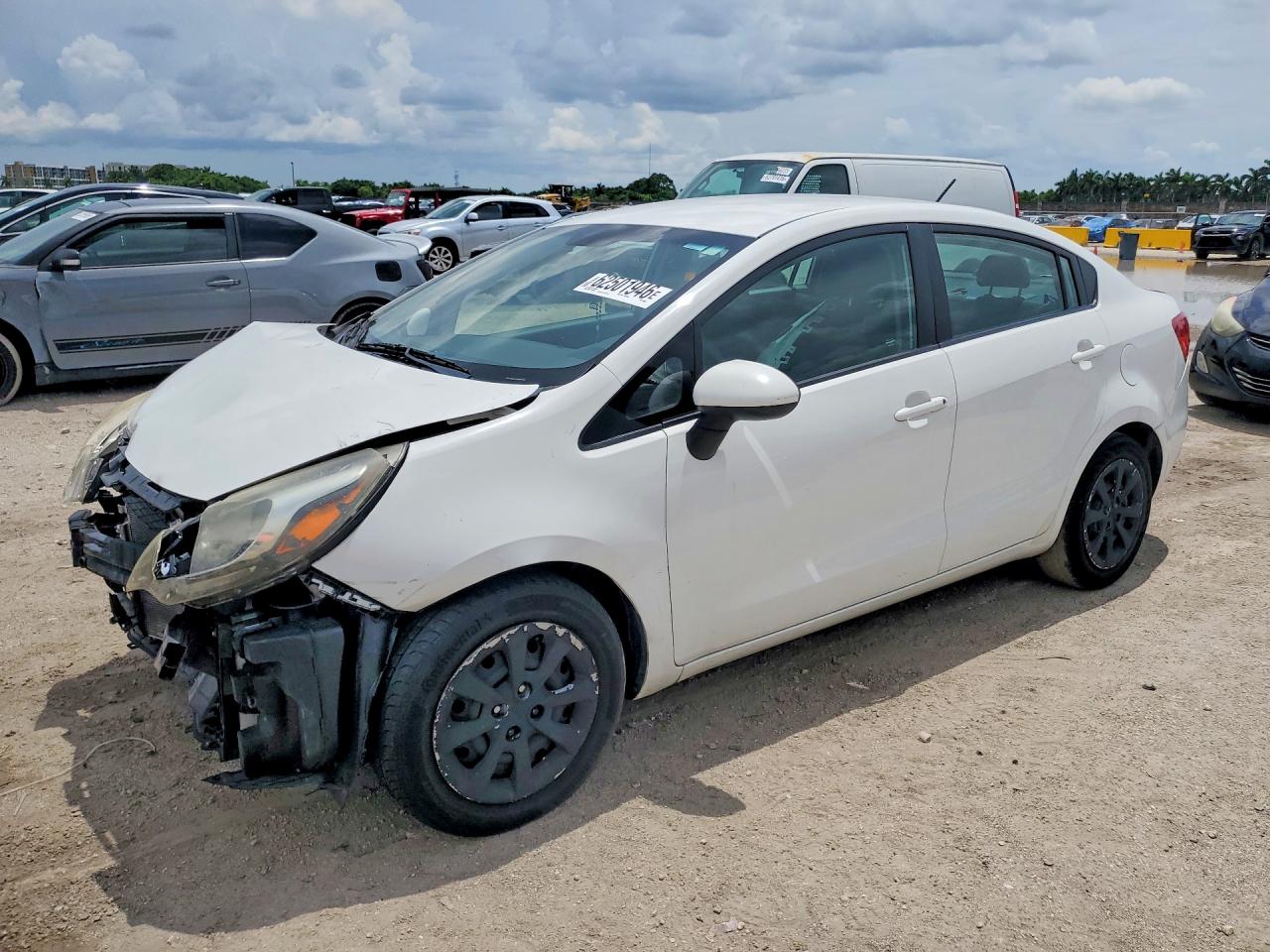 2013 KIA RIO LX