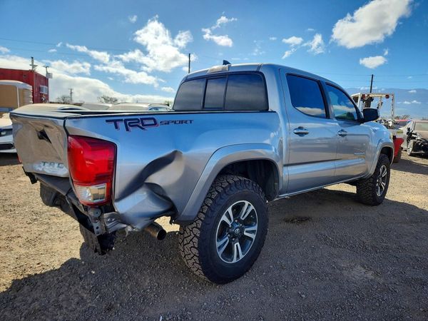 2016 TOYOTA TACOMA