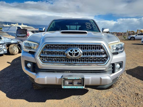 2016 TOYOTA TACOMA