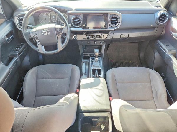 2016 TOYOTA TACOMA