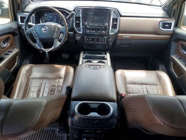 2020 NISSAN TITAN
