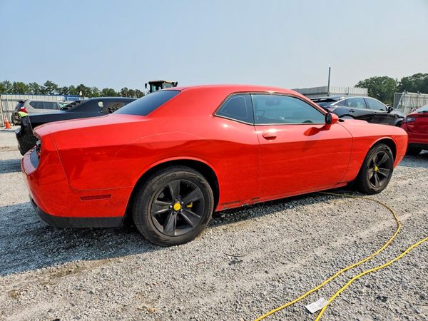 2016 DODGE CHALLENGER SXT