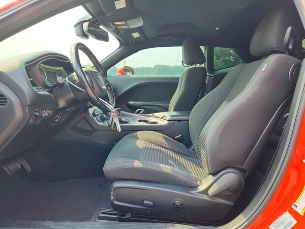 2016 DODGE CHALLENGER SXT