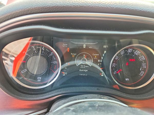 2016 DODGE CHALLENGER SXT