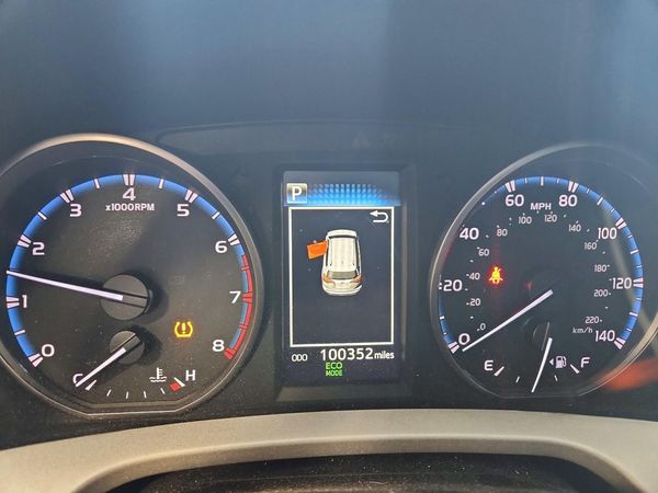 2018 TOYOTA RAV4 Adventure/XLE