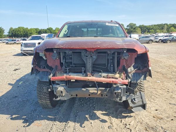 2018 NISSAN TITAN