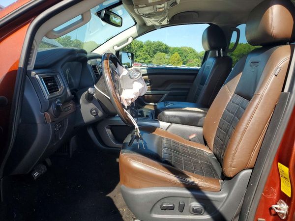 2018 NISSAN TITAN