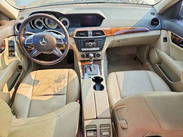 2012 MERCEDES-BENZ C