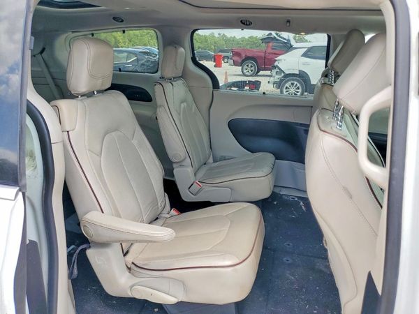 2020 CHRYSLER PACIFICA
