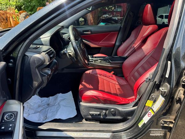 2018 LEXUS IS 300