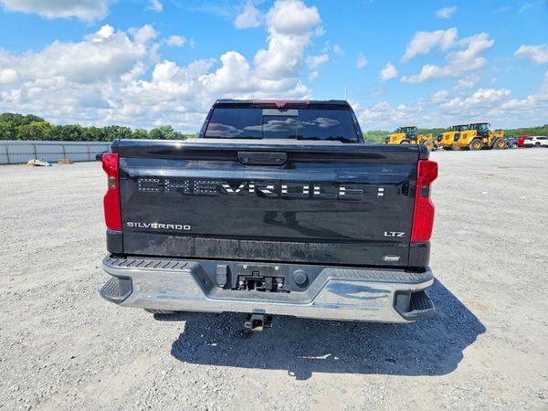 2022 CHEVROLET SILVERADO LTZ