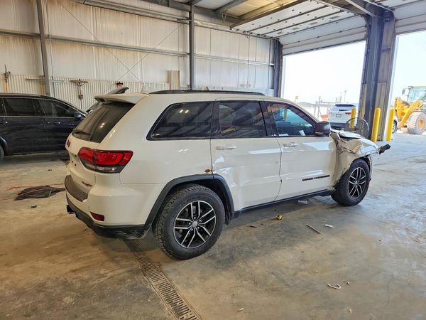 2018 JEEP GRAND CHEROKEE Trailhawk