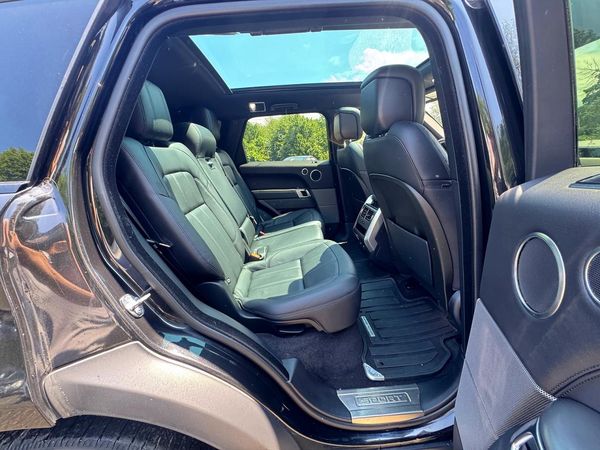 2018 LAND ROVER RANGE ROVER SPORT SE