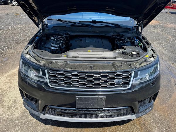 2018 LAND ROVER RANGE ROVER SPORT SE