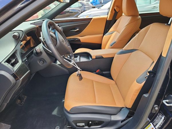 2024 LEXUS ES 350