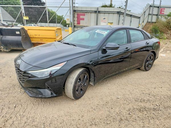 2022 HYUNDAI ELANTRA
